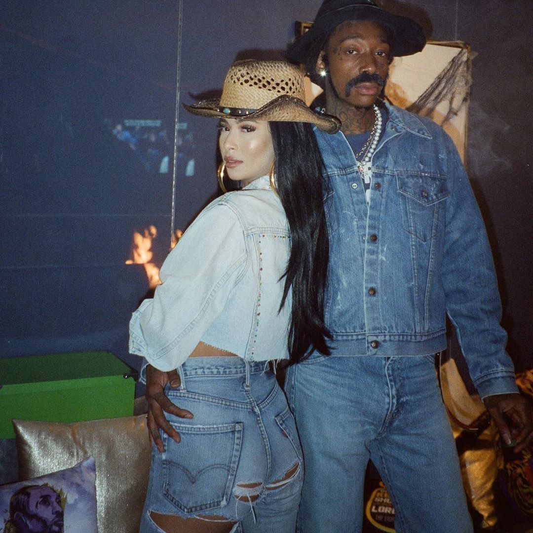 We had a blast at the @mcqueenvioletfog party as Sonny and Cher 🤠💕🔐 Thank you to everyone who showed up and enjoyed @hotboxbywiz and @thekhalifakush s/o @kandypens and @dresinatra for hosting.