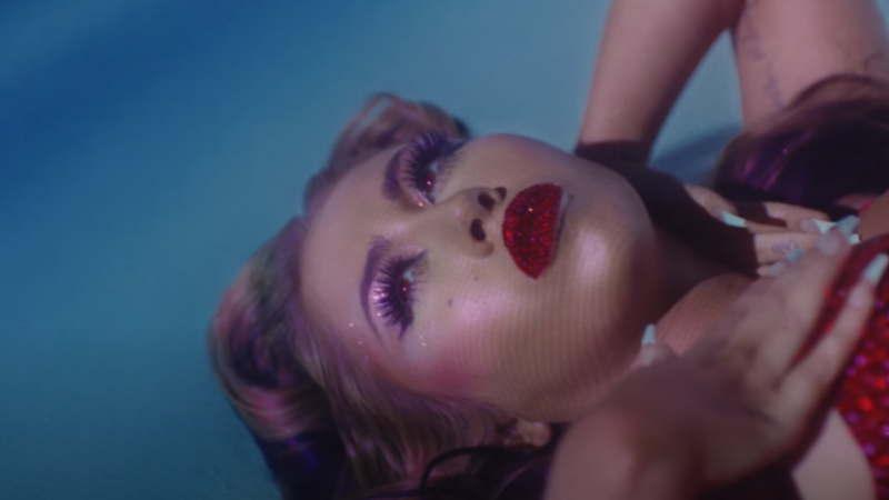 Kali Uchis lanza el visual de "Telepatía"