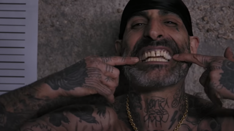 Costa regresa con "califa" su nuevo single