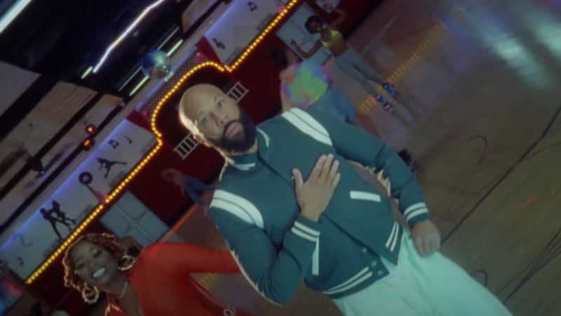 Common lanza el visual de "What Do You Say (Move It Baby)" junto a PJ