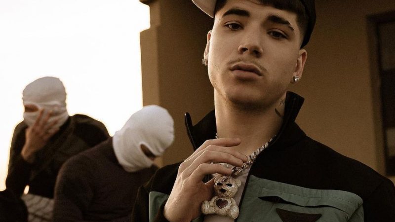 Shiva presenta su nuevo single "Jackson"