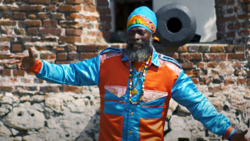 Capleton transmite su amor y optimismo en "Jah Jah is Real"