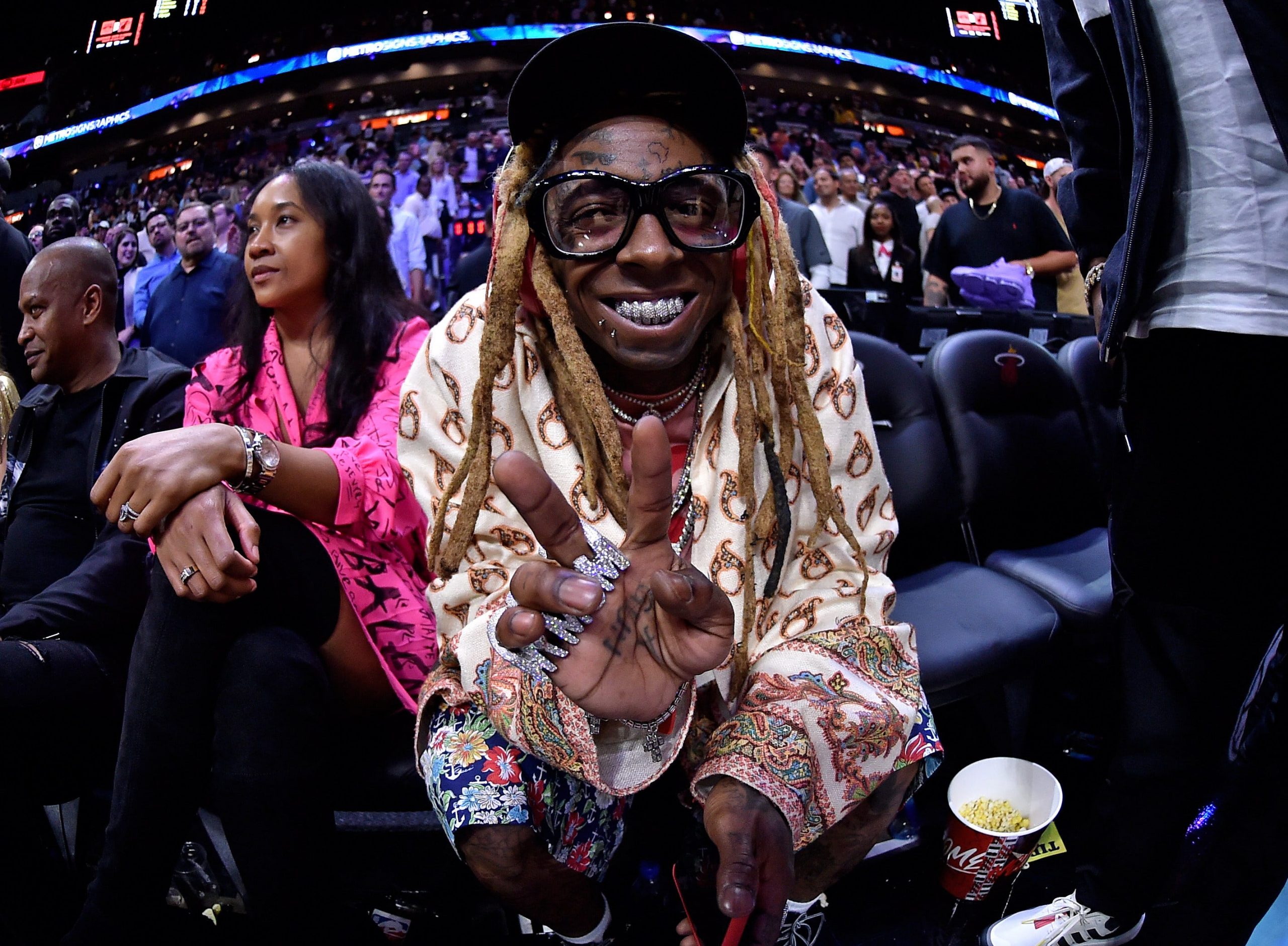  Lil Wayne anuncia que tiene 3 álbumes en camino