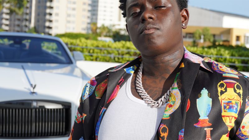 Sheff G presenta su nuevo single "Run it up"